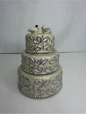3 Layer Wedding Cake Trinket Box Jewelry Doves Silver